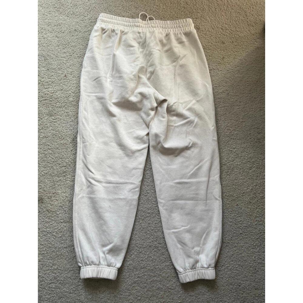Joggers - Picture 2 of 3